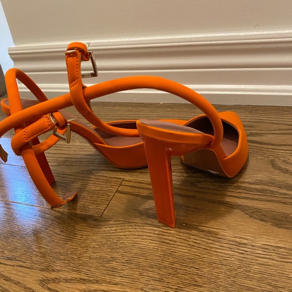 Orange heels from Call it Spring Size 7. - Picture 2 of 6